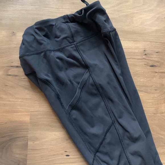 Lululemon running leggings - Picture 4 of 5